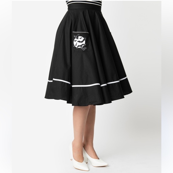 Hell Bunny full moon goth black bat witchy embroidered skirt M - Picture 2 of 10